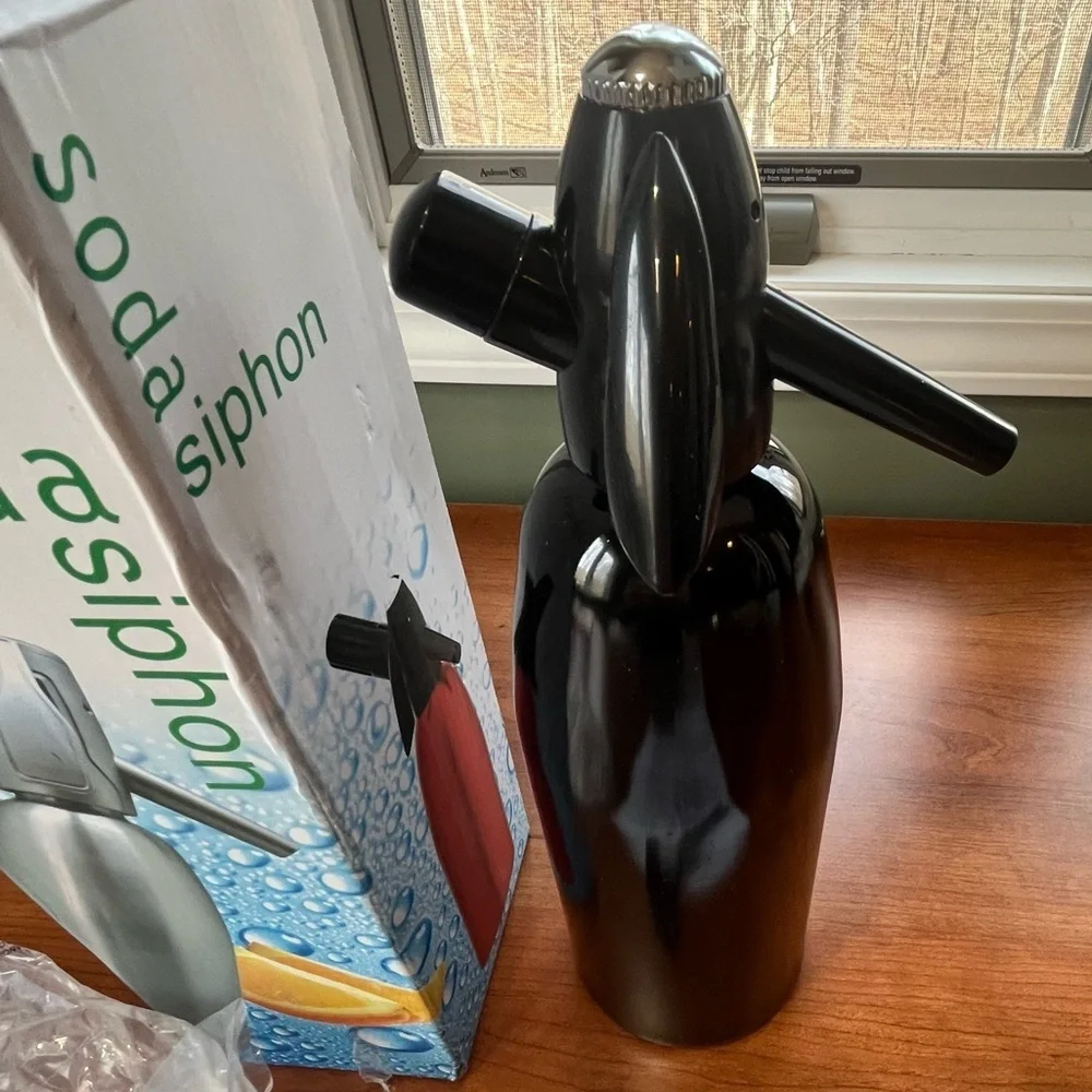 Soda Siphon Seltzer Water Maker Metal 1.0 L Black CO2 Bubble Generator Cocktails
